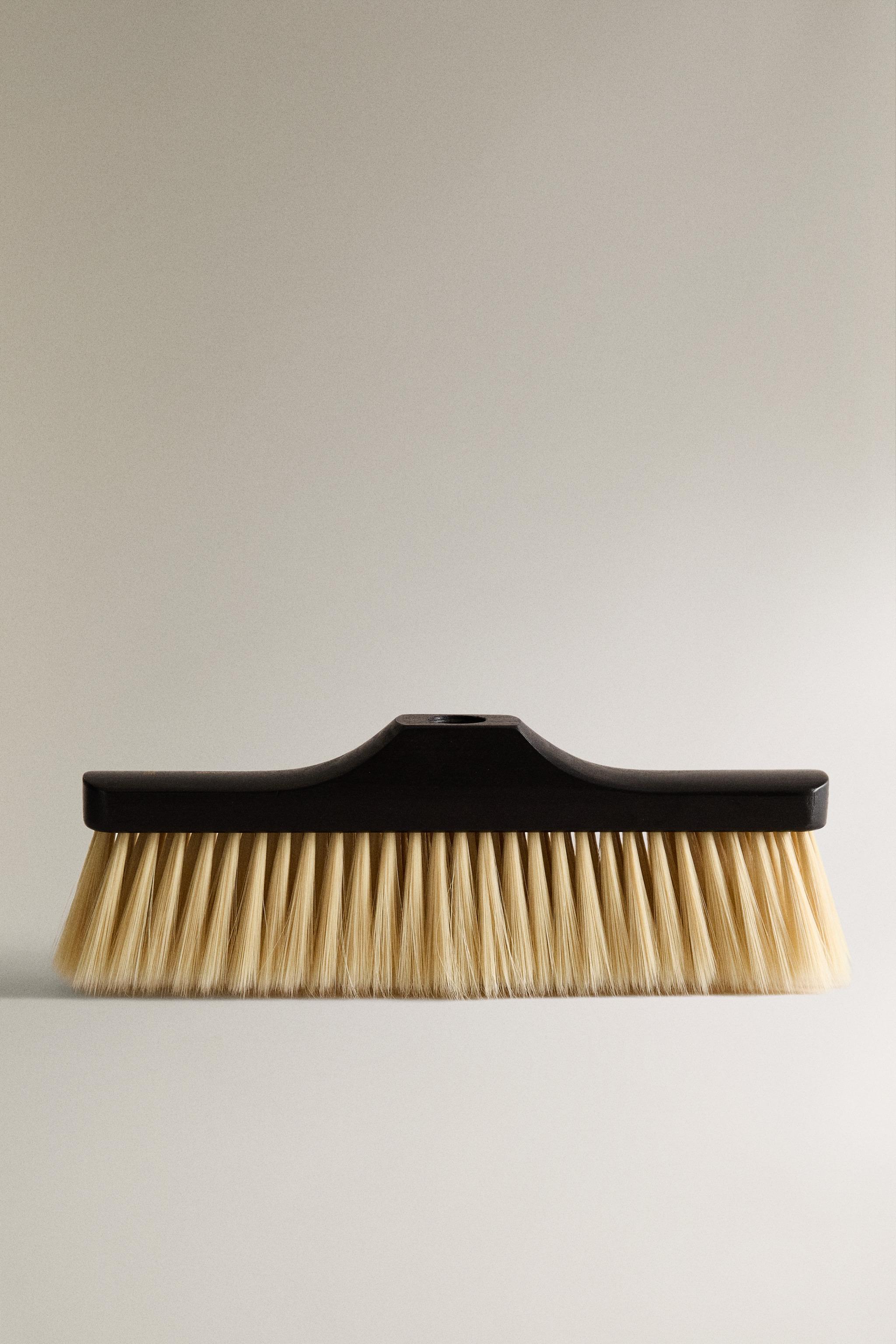 WOODEN BROOM HEAD